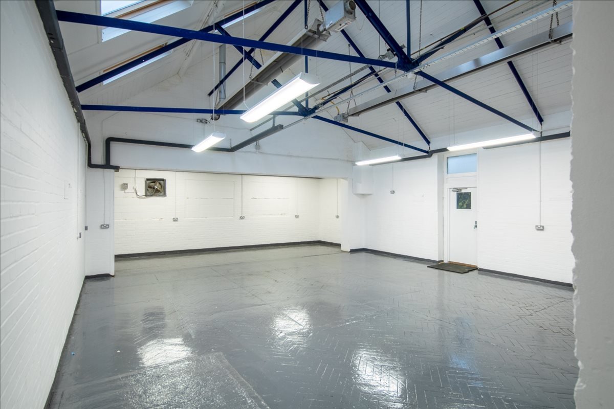 Rent Offices Industrial Units & Workshops @ Longport Enterprise Centre