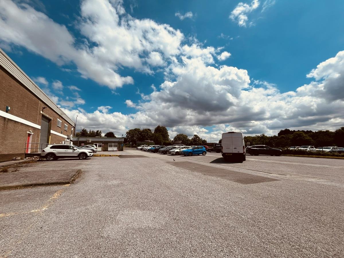 Airport Business Centre, 10 Thornbury Road